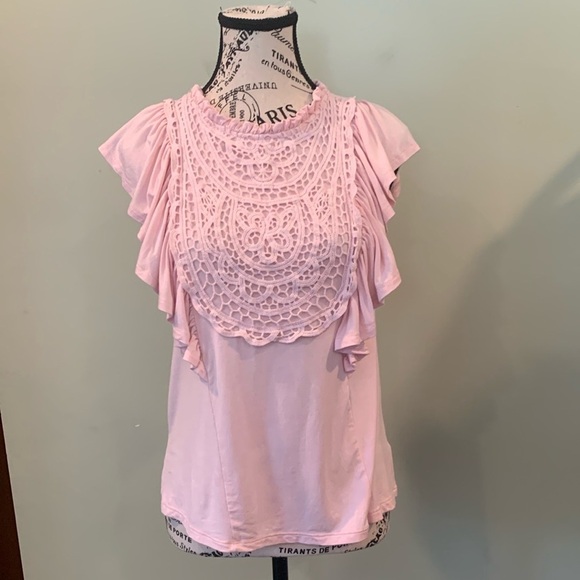 Cable & Gauge Light Pink Ruffle Sleeveless top with Crochet Lace Women’s Small - Picture 1 of 6
